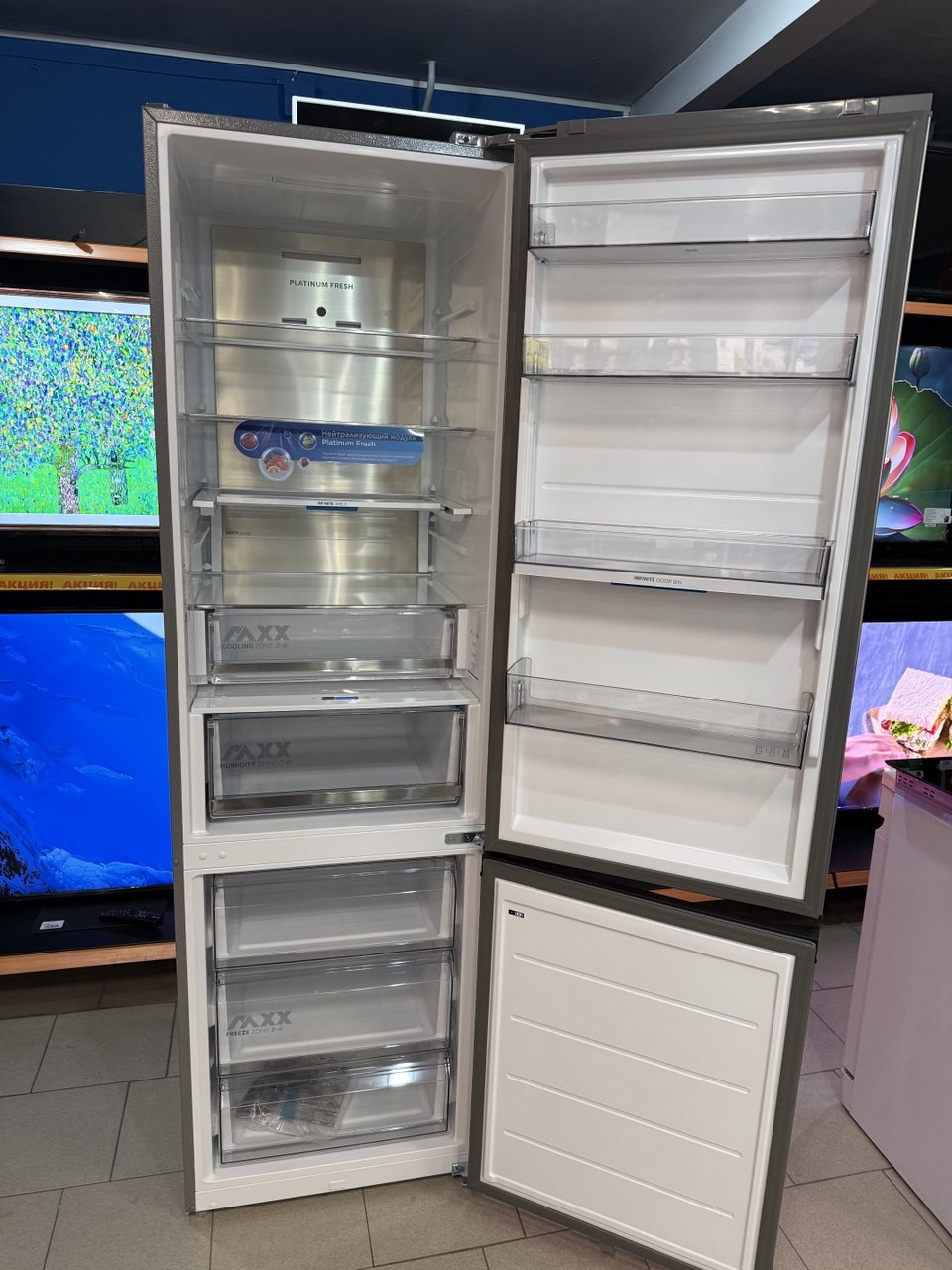 Холодильник Midea MDRB601MME46